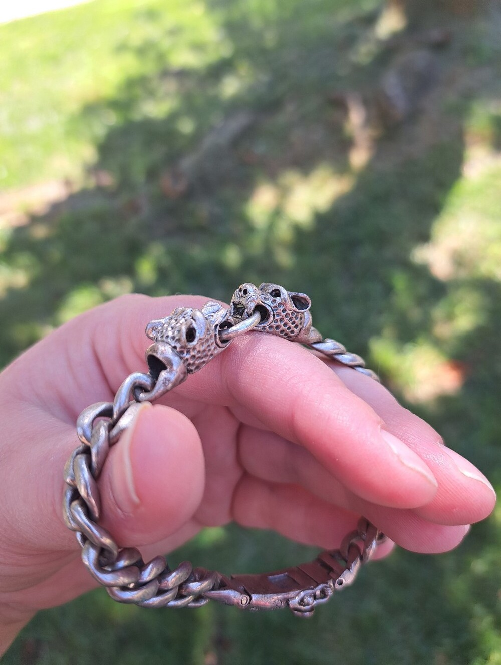 Men's Silver-Tone Lion Head Chain Bracelet